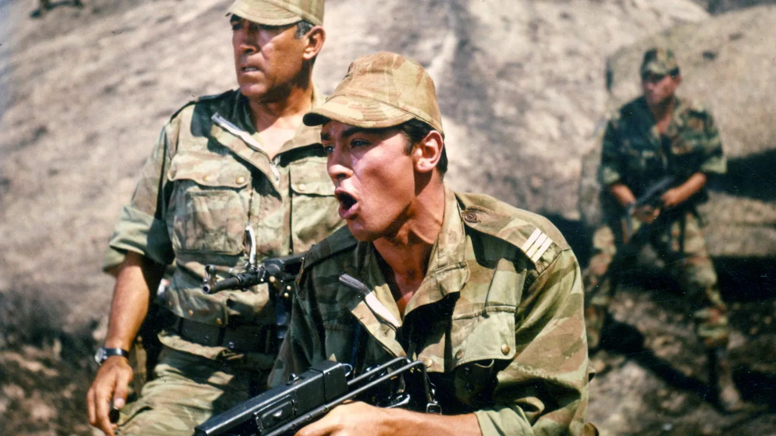 Nè onore nè gloria streaming ita