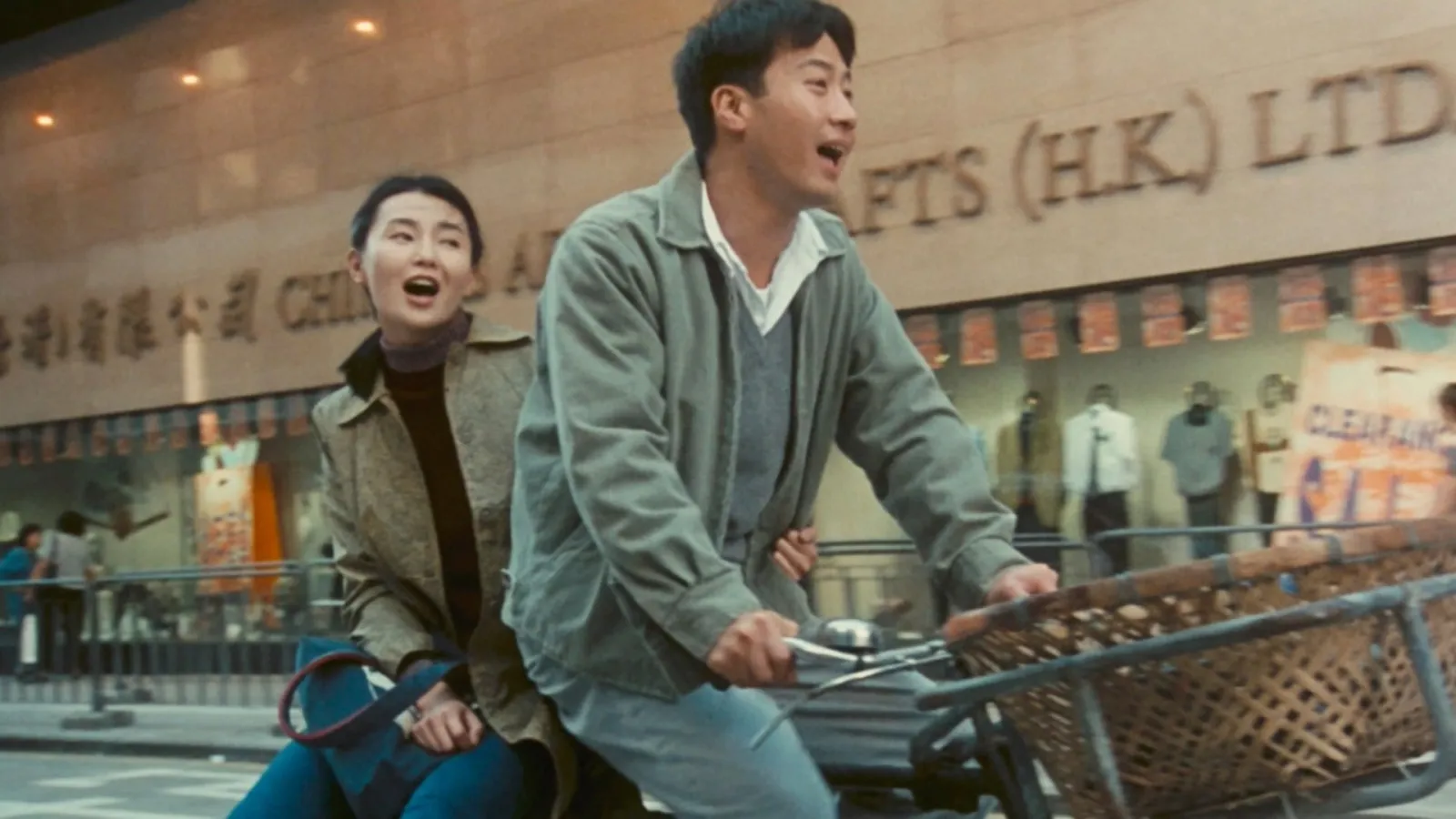 Comrades, Almost a Love Story streaming ita