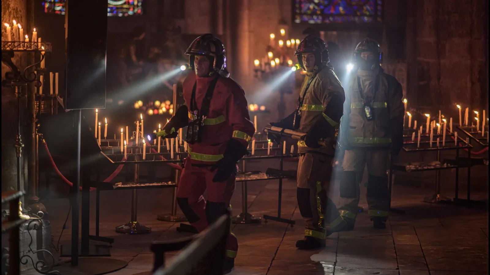 Notre-Dame in fiamme streaming ita