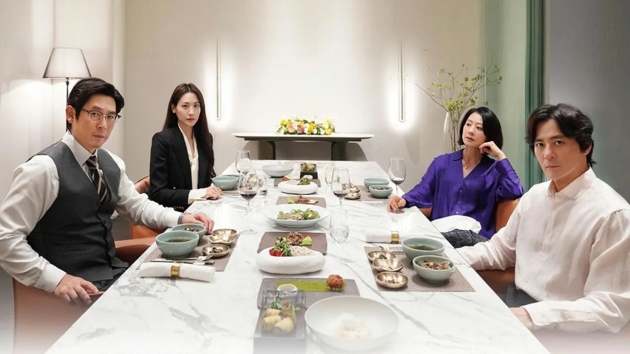 A Normal Family streaming ita