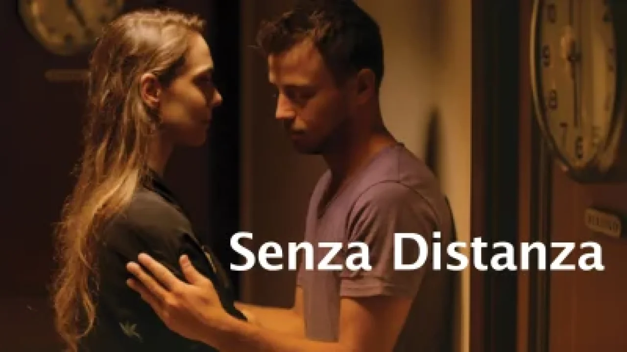 Senza distanza streaming ita